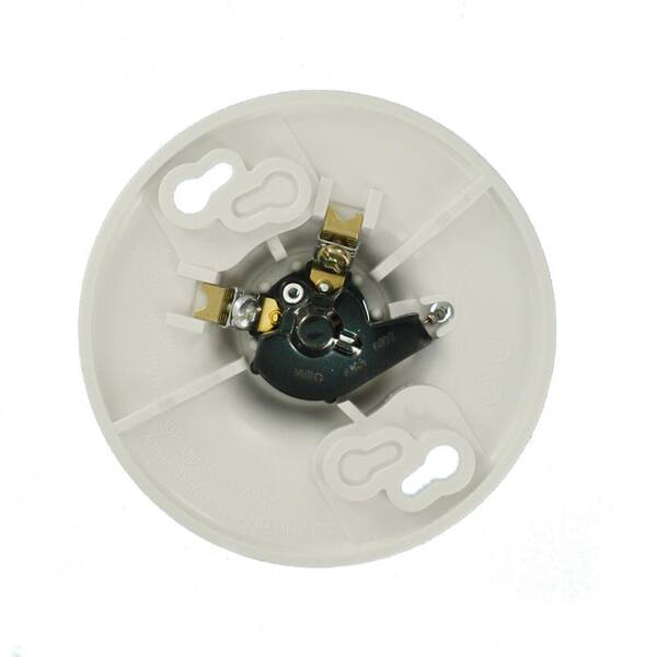 Leviton Plastic Pull-Chain Lampholder 8827-CW4 R50-08827-CW4