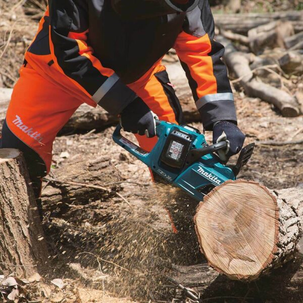 Makita XCU07PT 36 Volt X2 14 Inch 5.0Ah Cordless Chainsaw Kit w/ 2 Batteries
