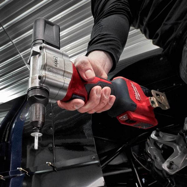Milwaukee 2550-22 M12 FUEL 12V Heavy Duty Cordless Rivet Tool Kit