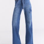 Sofia by Sofia Vergara Women's and Women's Plus Margot Wide Leg High Rise Cargo Jeans with Belt, Sizes 0-28W