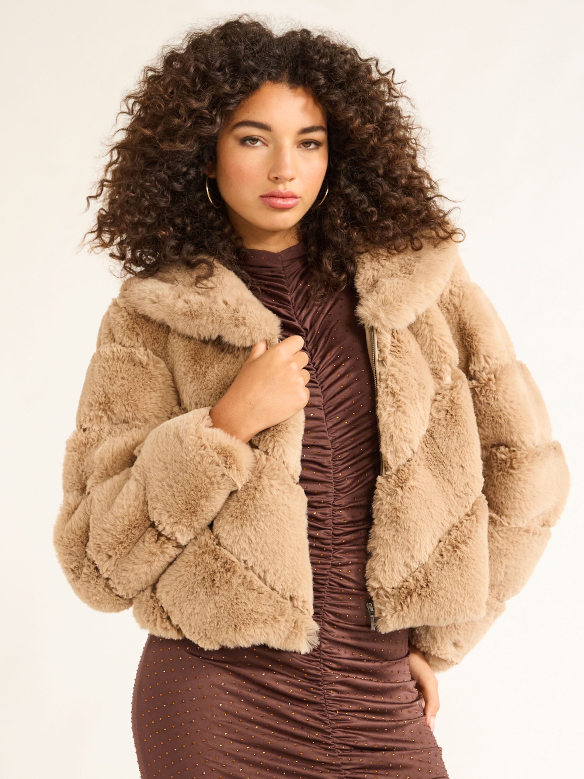 Sofia Jeans Women's and Women's Plus Faux Fur Chubby Jacket, Sizes XS-5X