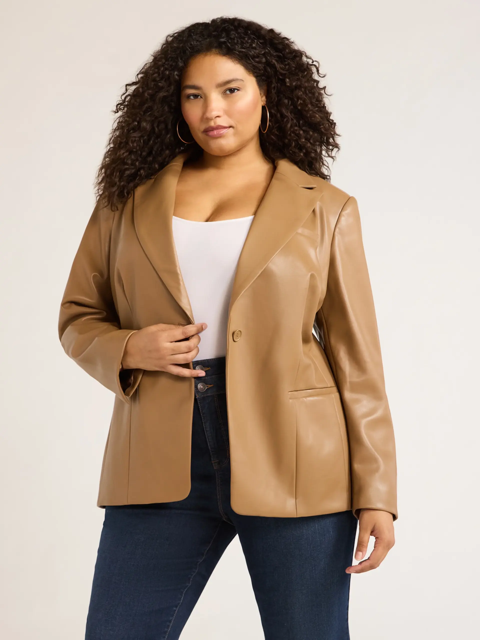 Sofia Jeans Women's and Women's Plus Size Faux Leather Single Breasted Blazer, Sizes XS-5X