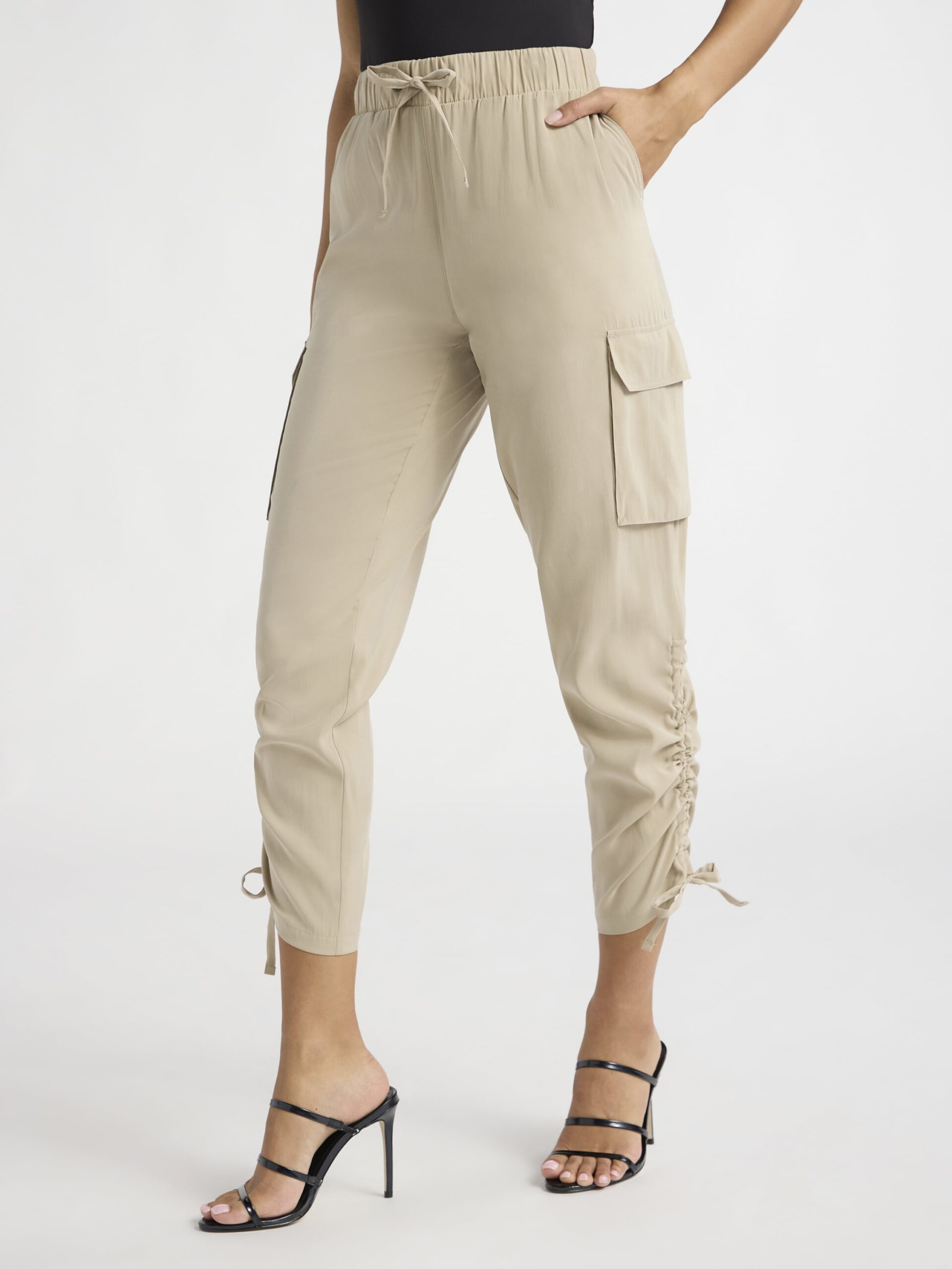 Sofia Jeans Women's Super High Rise Luxe Cargo Pants, 27" Inseam, Sizes XS-XXXL