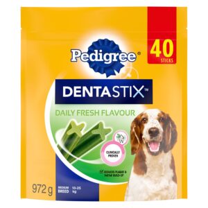 PEDIGREE DENTASTIX Oral Care Fresh Flavour Adult Dog Treats - For Medium Breeds - Reduces Plaque and Tartar Buildup - 40 Sticks 972g Pouch