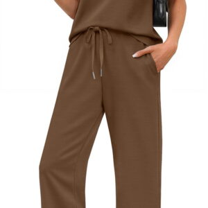 Fantaslook 2 Piece Sets for Women Casual Summer Travel Vacation Outfits Short Sleeve Tops Wide Leg Pants Lounge Sets